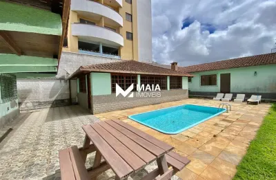 Casa com 4 quartos para alugar no Alto, Teresópolis 
