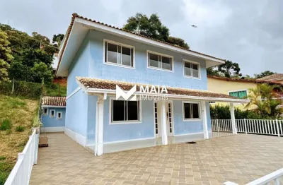 Casa em condomínio fechado com 3 quartos para alugar no Albuquerque, Teresópolis 