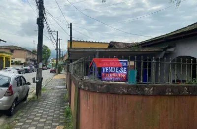 Casa com 3 quartos à venda na Rua Bahia, Vila Paulista, Cubatão