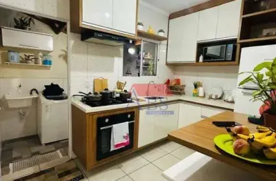 Sobrado com 2 dormitórios à venda, 59 m² por R$ 340.000,00 - Parque das Américas - Praia Grande/SP