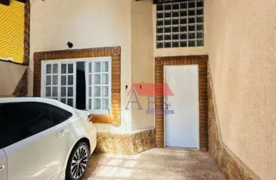 Casa com 3 dormitórios à venda, 270 m² por R$ 750.000 - Vila Caiçara - Praia Grande/SP