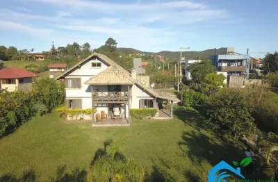 Casa com 2 quartos à venda na Rua Ernani Cotrin, 40, Praia do Rosa, Imbituba