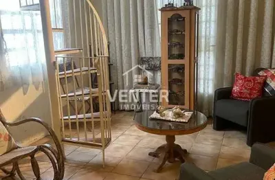 Casa com 3 quartos para alugar no Centro, Taubaté 