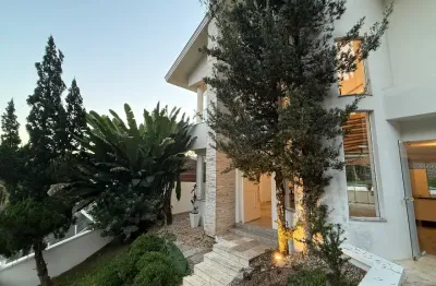 Casa com 3 quartos à venda na Rua Triângulo Mineiro, 202, Saguaçu, Joinville