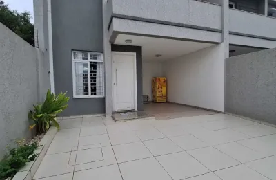 Casa à venda no Uberaba, Curitiba 