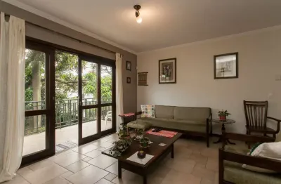 Sobrado para venda em vila irmãos arnoni com 4 quartos, sendo 2 suítes, 205m²