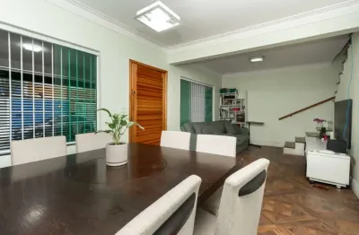 Sobrado para venda em Planalto Paulista com 3 quartos, sendo 1 suíte , 180m²