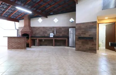 Casa no condomínio residencial beatriz para venda com 3 quartos, sendo 1 suíte, 188m²