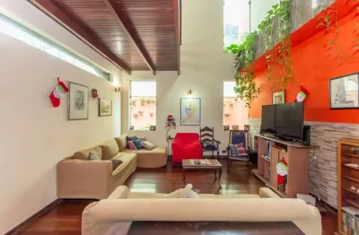 Casa com 4 quartos à venda na Rua Satíria, City América, São Paulo