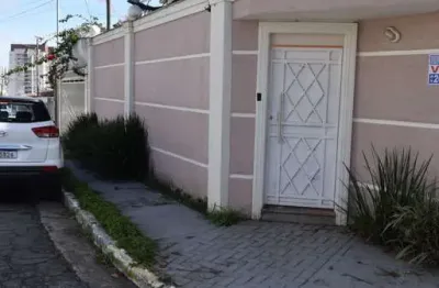 Funcional casa tipo para venda em vila paiva com 3 quartos, sendo 3 suítes, 200m²