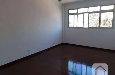 Apartamento com 2 quartos para alugar na Avenida General Mac Arthur, 542, Vila Lageado, São Paulo