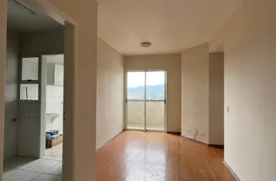 Ótimo apartamento de 2 dormitórios em condomínio em jandira