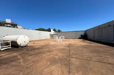 Área para alugar, 686 m² por r$ 2.500,00/mês - colina verde - jaboticabal/sp