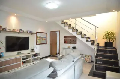 Sobrado à venda com 03 quartos por r$ 1.250.000 na vila guiomar em santo andré/sp