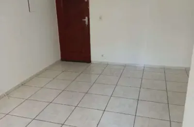 Apartamento com 2 quartos para alugar no Jardim Santo André, Santo André 