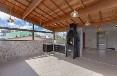 Cobertura sem condomínio semi-mobiliada com 112m² de área útil