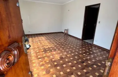 Sobrado amplo com edícula e 3 dormitórios no santa terezinha