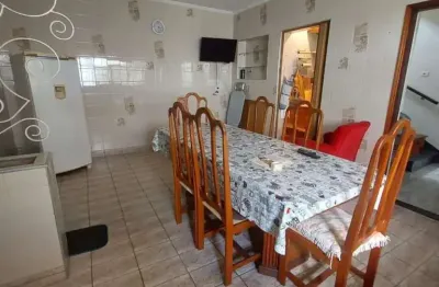 Casa com 3 quartos para alugar no Campestre, Santo André 