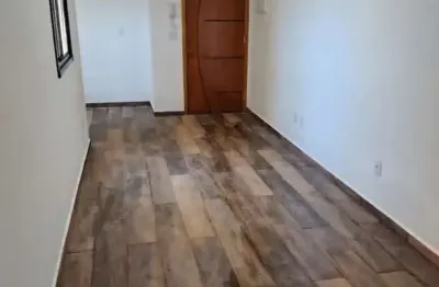 Cobertura à Venda na Vila Vitória - 106 m² - 2 Vagas - 2 Dormitórios - Elevador