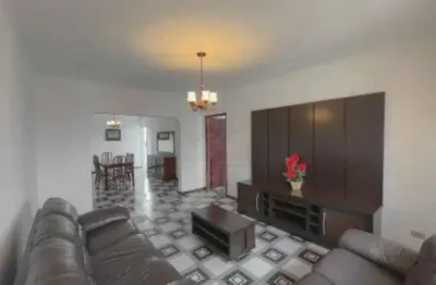 Casa com 05 Quartos para alugar, 200 m² no Jardim do Estádio - Santo André/SP