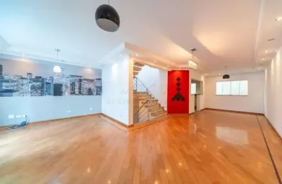 Sobrado à venda com 227m², 3 quartos e 4 vagas próximo ao shopping abc na vila gilda santo andré/sp