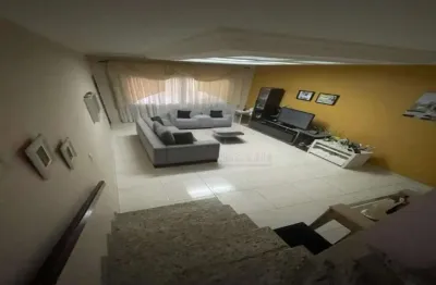 Sobrado com 3 dormitórios (1 suíte) à venda e locação, 154 m² de área útil na vila scarpelli - santo andré/sp