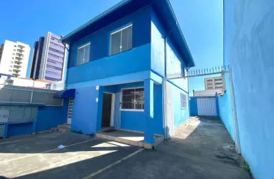 Casa com 3 quartos para alugar no Centro, Santo André 