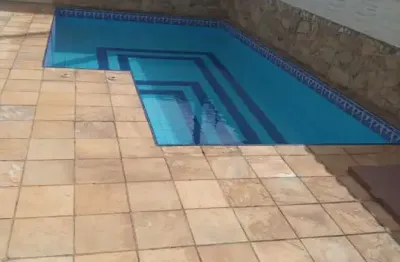 Casa com piscina, 2 quartos à venda, 146 m² por r$ 1.200.000 - jardim do lago - atibaia/sp