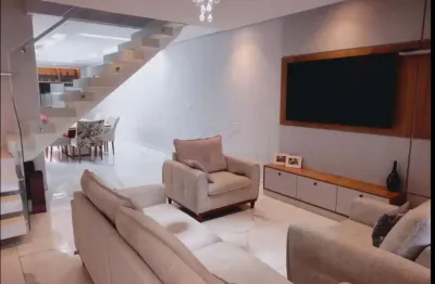 Sobrado com 04 dormitórios à venda, 334m² por R$1.060.000,00 no Jardim Sônia - Mauá /SP