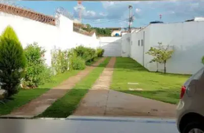 Casa com 3 quartos à venda no Martins, Uberlândia 