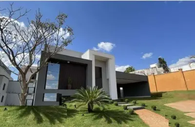Casa com 3 quartos à venda no Granja Marileusa, Uberlândia 