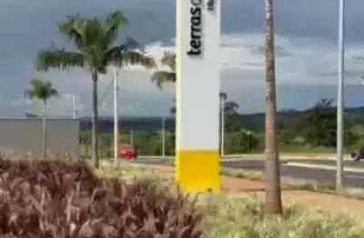 Terreno em condomínio fechado à venda no Granja Marileusa, Uberlândia 