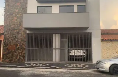 Casa com 4 quartos à venda no Custódio Pereira, Uberlândia 