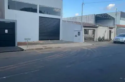 Barracão / Galpão / Depósito à venda no Umuarama, Uberlândia 