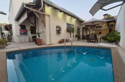 Casa com 3 quartos à venda no Jardim Inconfidência, Uberlândia 