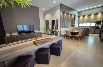 Casa com 3 quartos à venda no Jardim Sul, Uberlândia 
