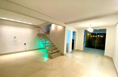 Casa com 3 quartos à venda no Morada da Colina, Uberlândia 