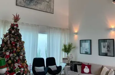 Casa com 4 quartos à venda no Jardim Karaíba, Uberlândia 