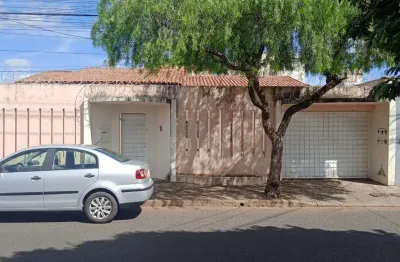 Casa com 3 quartos à venda em Saraiva, Uberlândia 