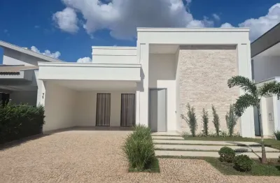 Casa com 3 quartos à venda no Nova Uberlândia, Uberlândia 