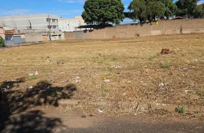 Terreno à venda em Carajás, Uberlândia 