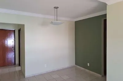 Apartamento com 3 quartos à venda no Umuarama, Uberlândia 