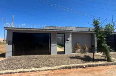 Casa com 3 quartos à venda no Novo Mundo, Uberlândia 