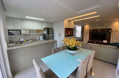 Casa em condomínio fechado com 3 quartos à venda no Granja Marileusa, Uberlândia 