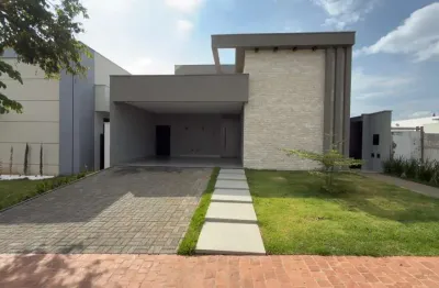 Casa com 3 quartos à venda em Varanda Sul, Uberlândia 