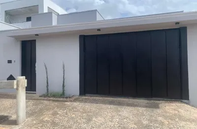 Casa com 3 quartos à venda no Alto Umuarama, Uberlândia 