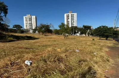 Terreno à venda no Bosque dos Buritis, Uberlândia 