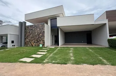 Casa com 3 quartos à venda em Laranjeiras, Uberlândia 