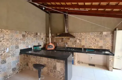 Casa com 5 dormitórios à venda, 196 m² por r$ 890.000,00 - colinas de santa bárbara - pouso alegre/mg