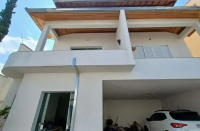 Casa com 4 dormitórios à venda, 300 m² por r$ 1.500.000,00 - residencial santa rita - pouso alegre/mg